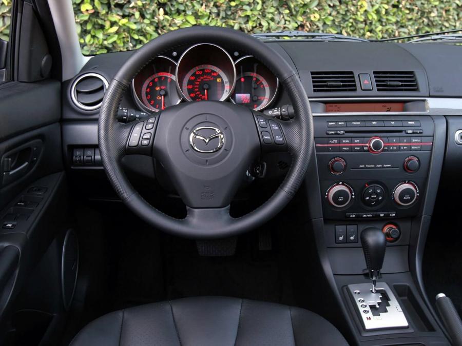  Mazda3 Sedan 2006 года  (фото 7 из 29)
